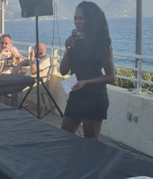 Présentation de Corsica Massage dans un hôtel 